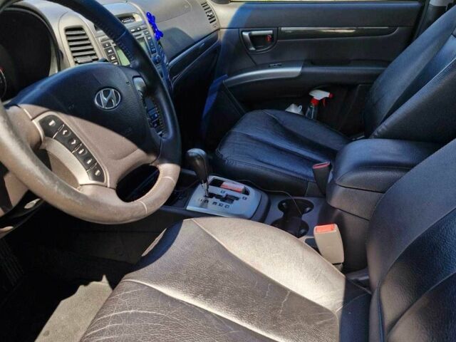 Хендай Санта Фе 2009 в Кропивницком (Кировограде) на Automoto.ua Серый Хендай Санта Фе, объемом двигателя 2.2 л и пробегом 222 тыс. км за 10865 $, фото 1 на Automoto.ua