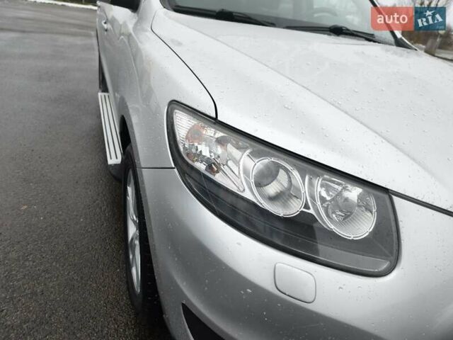 Серый Хендай Санта Фе, объемом двигателя 2.2 л и пробегом 258 тыс. км за 10950 $, фото 20 на Automoto.ua