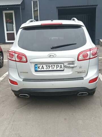 Сірий Хендай Санта Фе, об'ємом двигуна 2.2 л та пробігом 278 тис. км за 12500 $, фото 8 на Automoto.ua