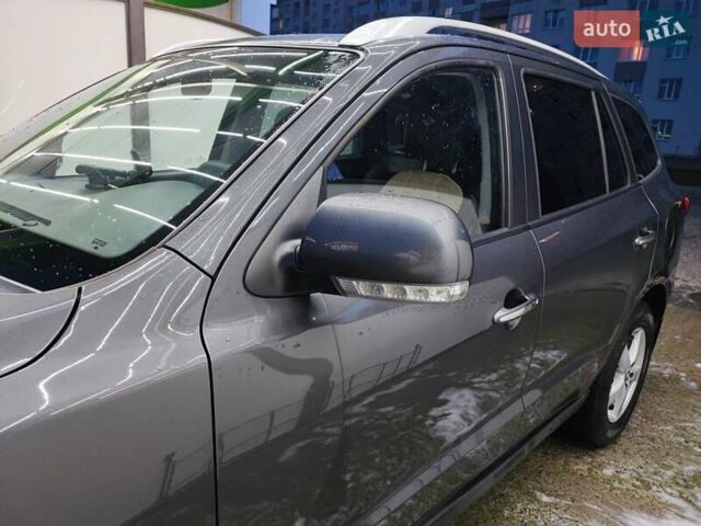 Серый Хендай Санта Фе, объемом двигателя 2.2 л и пробегом 202 тыс. км за 13999 $, фото 71 на Automoto.ua