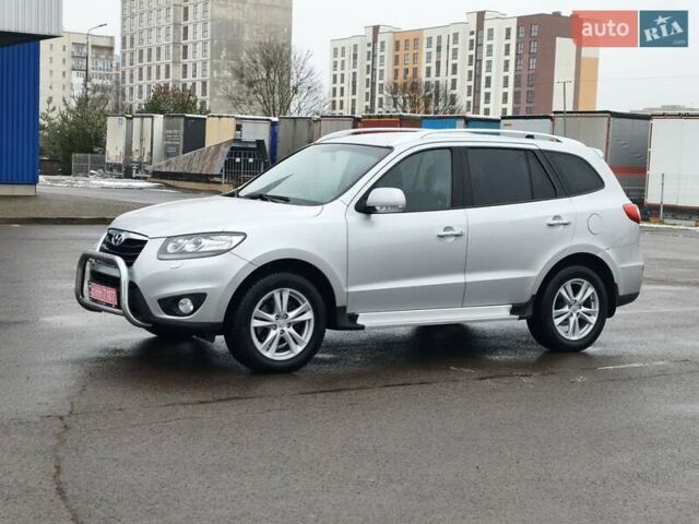Серый Хендай Санта Фе, объемом двигателя 2.2 л и пробегом 258 тыс. км за 10950 $, фото 7 на Automoto.ua