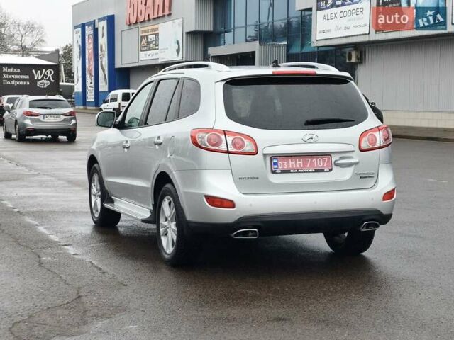 Серый Хендай Санта Фе, объемом двигателя 2.2 л и пробегом 258 тыс. км за 10950 $, фото 10 на Automoto.ua