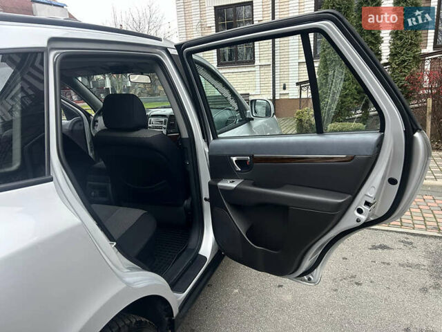 Сірий Хендай Санта Фе, об'ємом двигуна 2.2 л та пробігом 269 тис. км за 9990 $, фото 63 на Automoto.ua