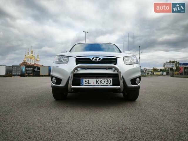 Серый Хендай Санта Фе, объемом двигателя 2.2 л и пробегом 258 тыс. км за 11450 $, фото 7 на Automoto.ua
