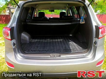 Серый Хендай Санта Фе, объемом двигателя 2.2 л и пробегом 226 тыс. км за 10850 $, фото 5 на Automoto.ua