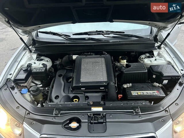 Сірий Хендай Санта Фе, об'ємом двигуна 2.2 л та пробігом 269 тис. км за 9990 $, фото 85 на Automoto.ua