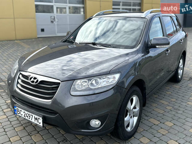 Сірий Хендай Санта Фе, об'ємом двигуна 2.2 л та пробігом 296 тис. км за 10800 $, фото 11 на Automoto.ua
