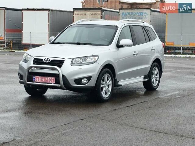 Серый Хендай Санта Фе, объемом двигателя 2.2 л и пробегом 258 тыс. км за 10950 $, фото 2 на Automoto.ua