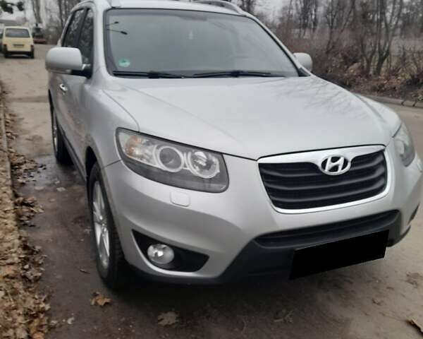 Сірий Хендай Санта Фе, об'ємом двигуна 2.2 л та пробігом 278 тис. км за 12500 $, фото 12 на Automoto.ua