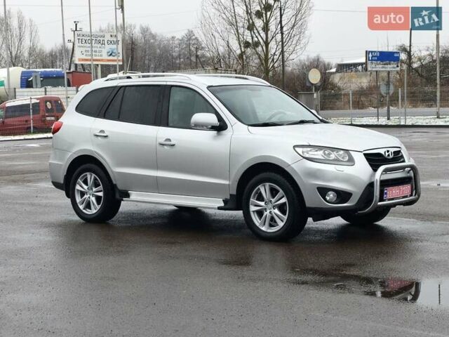 Серый Хендай Санта Фе, объемом двигателя 2.2 л и пробегом 258 тыс. км за 10950 $, фото 3 на Automoto.ua