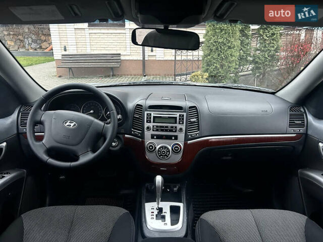 Сірий Хендай Санта Фе, об'ємом двигуна 2.2 л та пробігом 269 тис. км за 9990 $, фото 39 на Automoto.ua