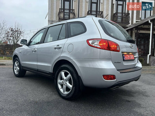 Сірий Хендай Санта Фе, об'ємом двигуна 2.2 л та пробігом 269 тис. км за 9990 $, фото 36 на Automoto.ua