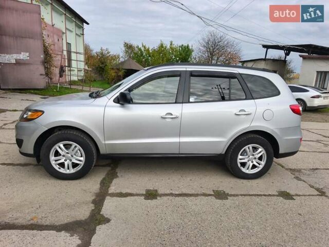 Серый Хендай Санта Фе, объемом двигателя 2.4 л и пробегом 160 тыс. км за 7700 $, фото 5 на Automoto.ua