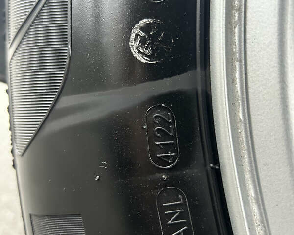 Сірий Хендай Санта Фе, об'ємом двигуна 2.2 л та пробігом 269 тис. км за 9990 $, фото 77 на Automoto.ua