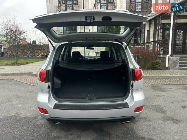 Сірий Хендай Санта Фе, об'ємом двигуна 2.2 л та пробігом 269 тис. км за 9990 $, фото 64 на Automoto.ua