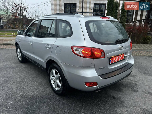 Сірий Хендай Санта Фе, об'ємом двигуна 2.2 л та пробігом 269 тис. км за 9990 $, фото 37 на Automoto.ua