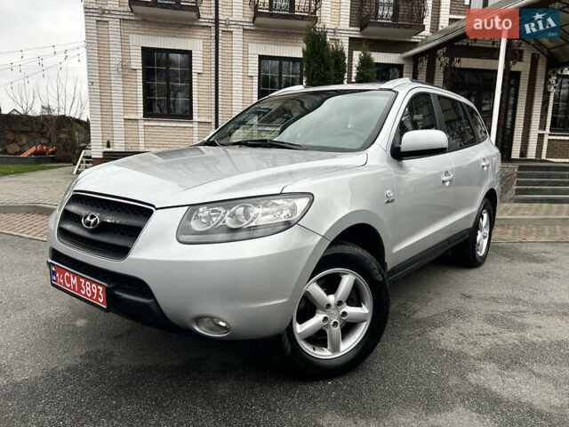 Сірий Хендай Санта Фе, об'ємом двигуна 2.2 л та пробігом 269 тис. км за 9990 $, фото 10 на Automoto.ua