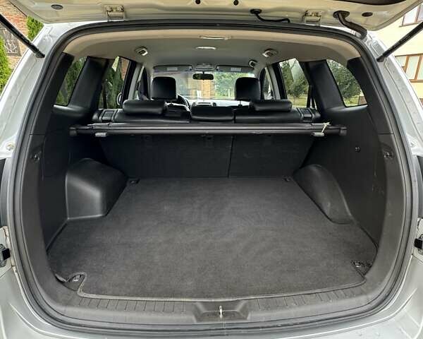 Хендай Санта Фе 2010 в Луцке на Automoto.ua Серый Хендай Санта Фе, объемом двигателя 2.2 л и пробегом 200 тыс. км за 12000 $, фото 6 на Automoto.ua