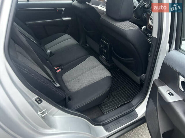 Сірий Хендай Санта Фе, об'ємом двигуна 2.2 л та пробігом 269 тис. км за 9990 $, фото 71 на Automoto.ua