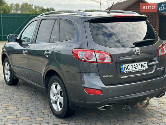 Сірий Хендай Санта Фе, об'ємом двигуна 2.2 л та пробігом 296 тис. км за 10800 $, фото 3 на Automoto.ua