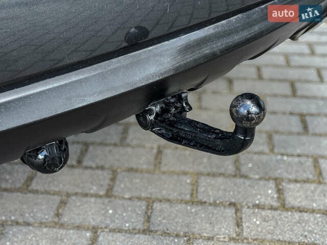 Серый Хендай Санта Фе, объемом двигателя 2.2 л и пробегом 229 тыс. км за 11900 $, фото 55 на Automoto.ua