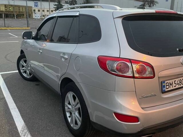 Серый Хендай Санта Фе, объемом двигателя 2 л и пробегом 270 тыс. км за 12000 $, фото 6 на Automoto.ua