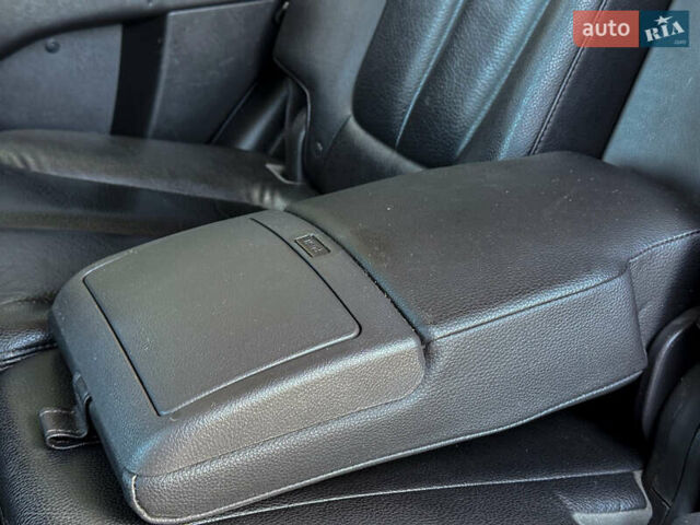 Серый Хендай Санта Фе, объемом двигателя 2.2 л и пробегом 229 тыс. км за 11900 $, фото 86 на Automoto.ua