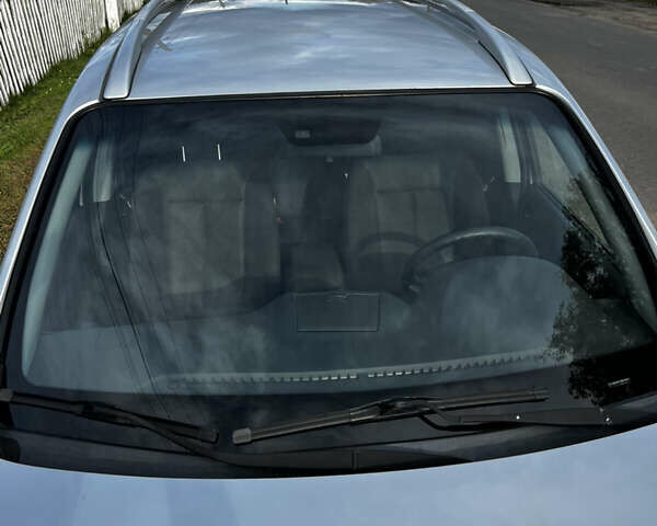 Серый Хендай Санта Фе, объемом двигателя 2.2 л и пробегом 235 тыс. км за 12900 $, фото 31 на Automoto.ua