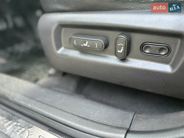 Сірий Хендай Санта Фе, об'ємом двигуна 2.2 л та пробігом 296 тис. км за 10800 $, фото 24 на Automoto.ua
