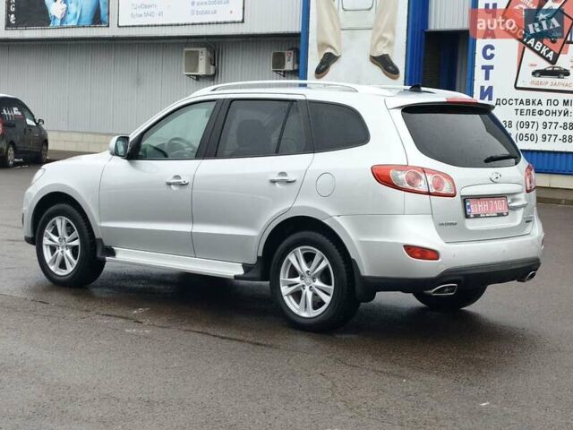 Серый Хендай Санта Фе, объемом двигателя 2.2 л и пробегом 258 тыс. км за 10950 $, фото 12 на Automoto.ua