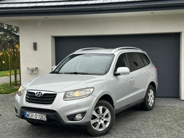 Серый Хендай Санта Фе, объемом двигателя 2.2 л и пробегом 219 тыс. км за 4300 $, фото 3 на Automoto.ua