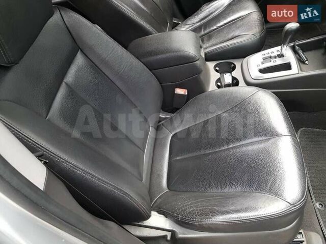 Серый Хендай Санта Фе, объемом двигателя 2 л и пробегом 92 тыс. км за 11900 $, фото 28 на Automoto.ua