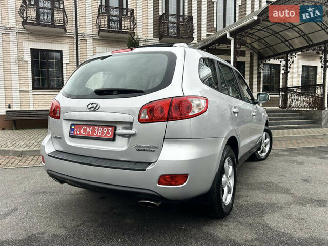 Сірий Хендай Санта Фе, об'ємом двигуна 2.2 л та пробігом 269 тис. км за 9990 $, фото 32 на Automoto.ua