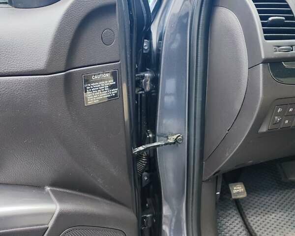 Серый Хендай Санта Фе, объемом двигателя 2.2 л и пробегом 202 тыс. км за 13999 $, фото 35 на Automoto.ua