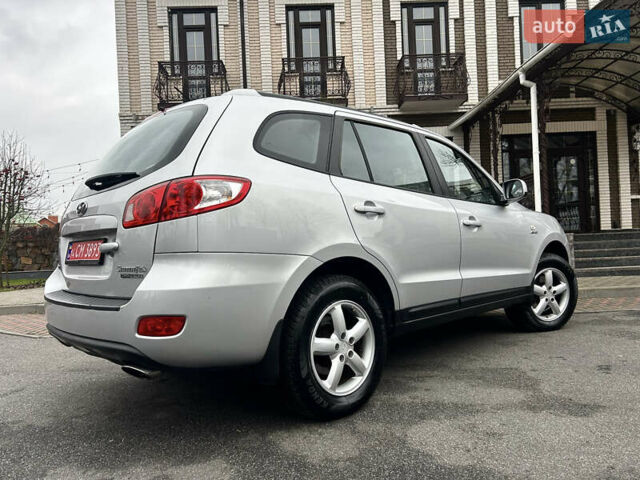 Сірий Хендай Санта Фе, об'ємом двигуна 2.2 л та пробігом 269 тис. км за 9990 $, фото 29 на Automoto.ua