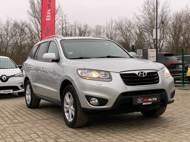 Серый Хендай Санта Фе, объемом двигателя 2.2 л и пробегом 193 тыс. км за 14255 $, фото 2 на Automoto.ua