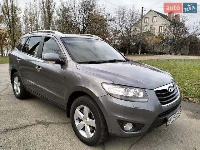 Сірий Хендай Санта Фе, об'ємом двигуна 2.2 л та пробігом 162 тис. км за 13500 $, фото 2 на Automoto.ua