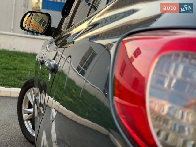 Серый Хендай Санта Фе, объемом двигателя 2.2 л и пробегом 223 тыс. км за 12800 $, фото 5 на Automoto.ua