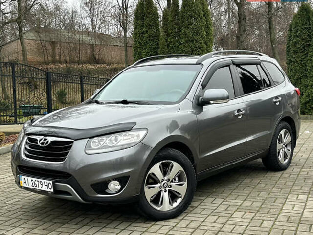 Серый Хендай Санта Фе, объемом двигателя 2.2 л и пробегом 197 тыс. км за 12900 $, фото 2 на Automoto.ua
