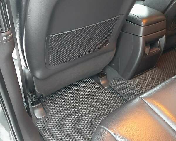 Хендай Санта Фе 2011 у Чернівцях на Automoto.ua Сірий Хендай Санта Фе, об'ємом двигуна 2.2 л та пробігом 250 тис. км за 11679 $, фото 23 на Automoto.ua