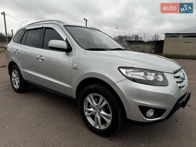 Сірий Хендай Санта Фе, об'ємом двигуна 2.2 л та пробігом 180 тис. км за 11200 $, фото 1 на Automoto.ua