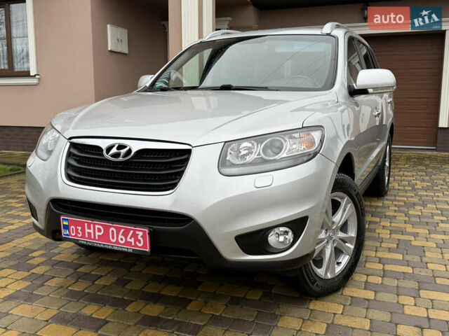 Серый Хендай Санта Фе, объемом двигателя 2.2 л и пробегом 148 тыс. км за 12950 $, фото 3 на Automoto.ua