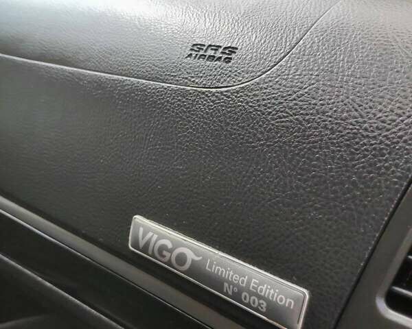 Сірий Хендай Санта Фе, об'ємом двигуна 2 л та пробігом 270 тис. км за 12500 $, фото 14 на Automoto.ua