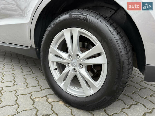 Серый Хендай Санта Фе, объемом двигателя 2 л и пробегом 236 тыс. км за 12600 $, фото 39 на Automoto.ua