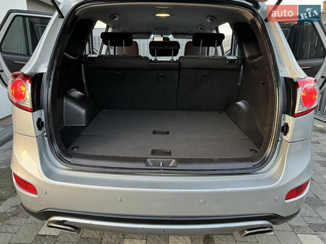 Серый Хендай Санта Фе, объемом двигателя 2.2 л и пробегом 191 тыс. км за 12900 $, фото 25 на Automoto.ua