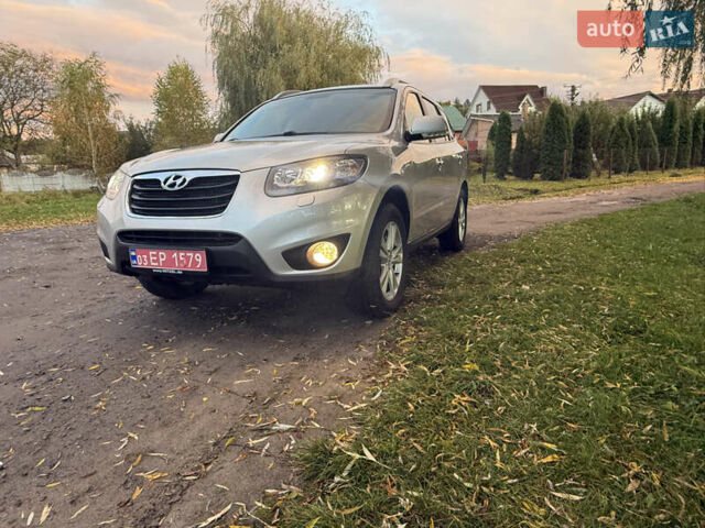 Серый Хендай Санта Фе, объемом двигателя 2.2 л и пробегом 226 тыс. км за 12999 $, фото 10 на Automoto.ua