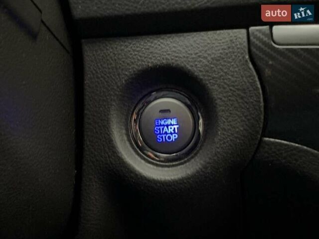 Серый Хендай Санта Фе, объемом двигателя 2.2 л и пробегом 193 тыс. км за 14255 $, фото 48 на Automoto.ua