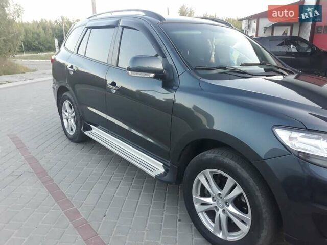 Хендай Санта Фе 2011 в Хмельницком на Automoto.ua Серый Хендай Санта Фе, объемом двигателя 2.2 л и пробегом 198 тыс. км за 14300 $, фото 3 на Automoto.ua