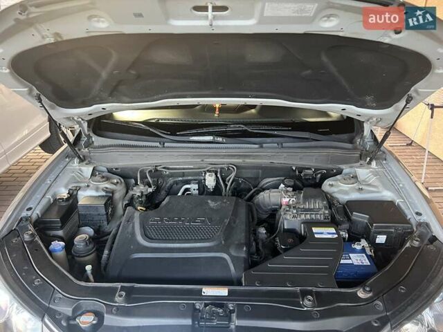 Серый Хендай Санта Фе, объемом двигателя 2.2 л и пробегом 245 тыс. км за 12900 $, фото 27 на Automoto.ua