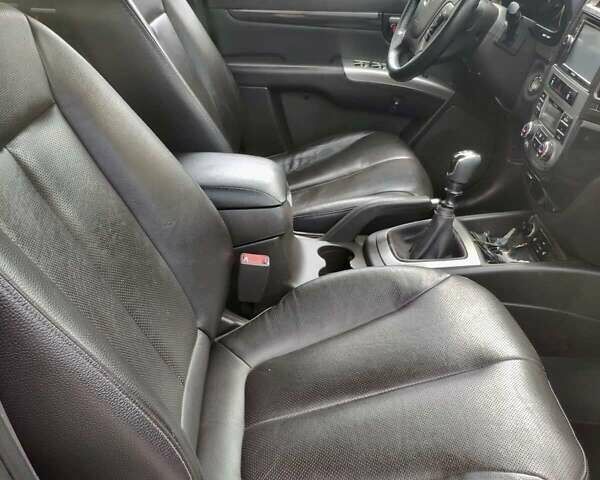 Сірий Хендай Санта Фе, об'ємом двигуна 2 л та пробігом 270 тис. км за 12500 $, фото 16 на Automoto.ua